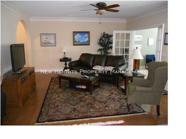 Building Photo - 2000 Belle Isle Ave