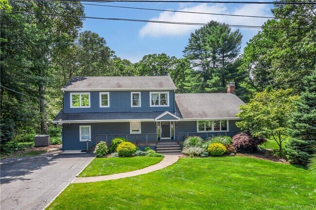 Foto del edificio - 320 Partridge Ln