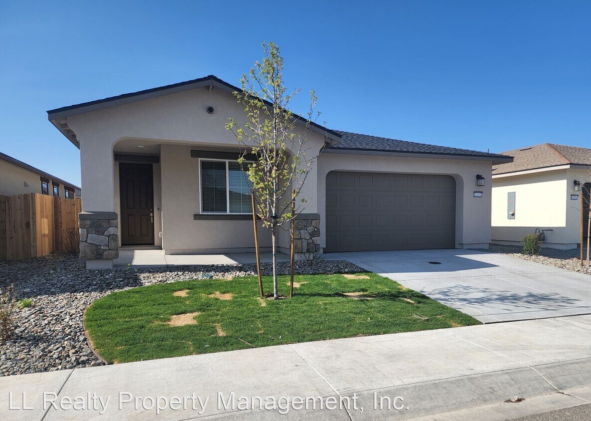 3 br, 2 bath House 1153 Dapple House Rental in Minden, NV