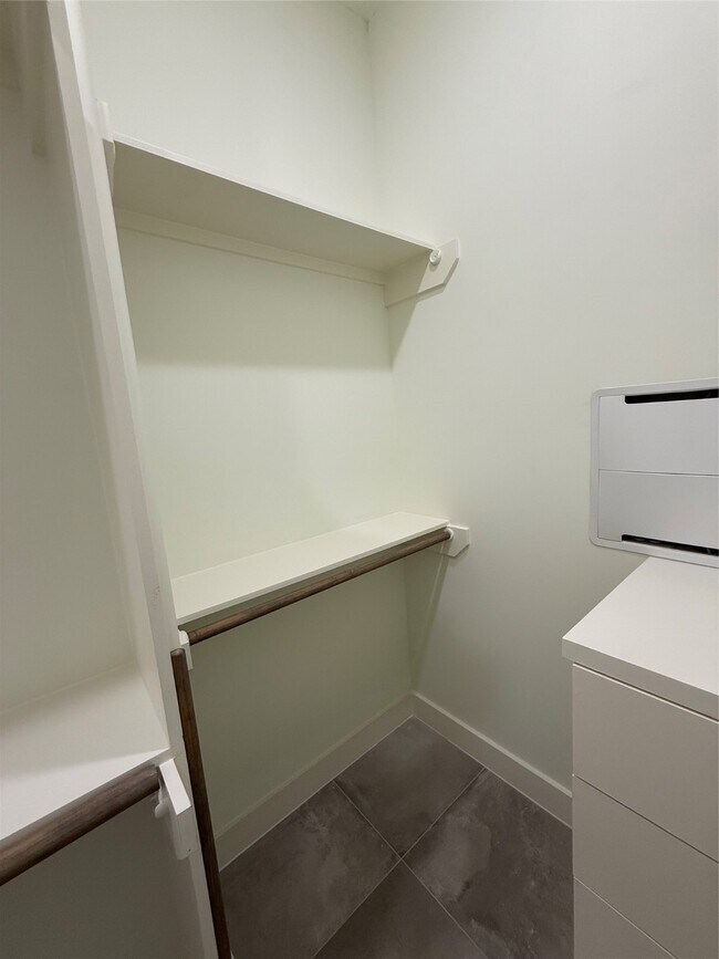 Building Photo - 1815 McKee St