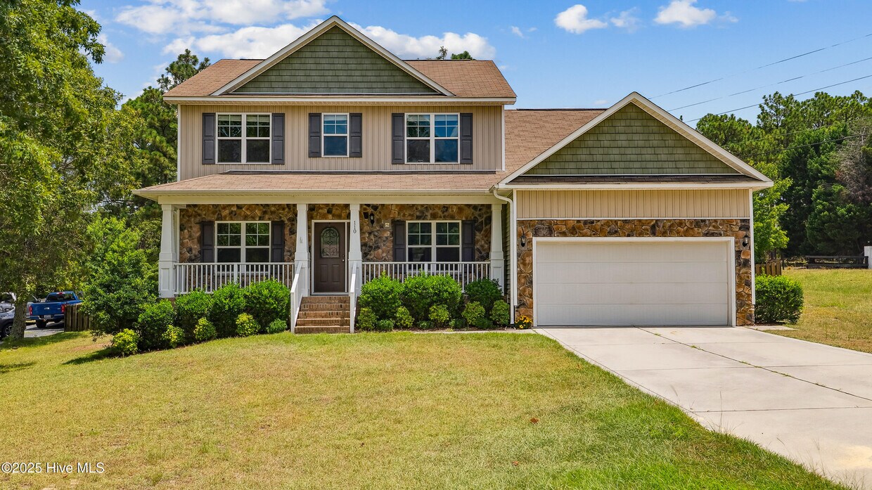 Foto principal - 110 Queens Cove Way