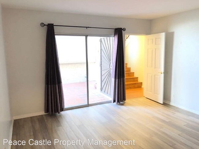 Building Photo - 2270 La Costa Ave
