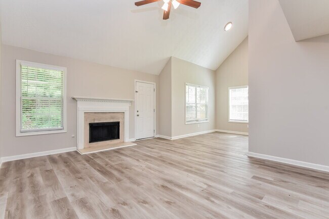 Building Photo - 2925 Winding Grove Dr