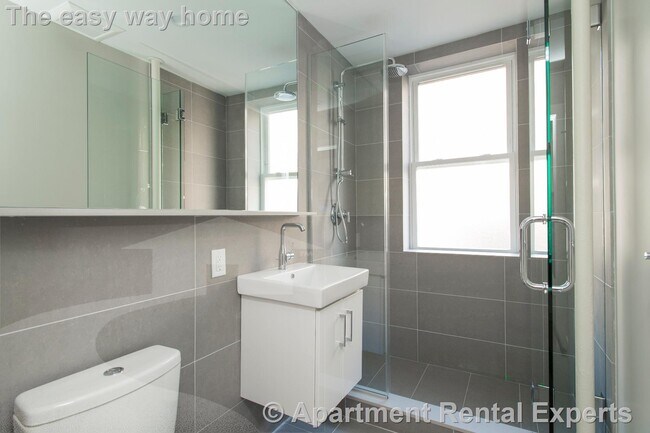 Foto del edificio - 136 Highland Ave