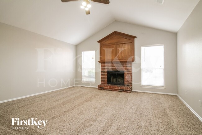 Building Photo - 1812 Foxfire Rd