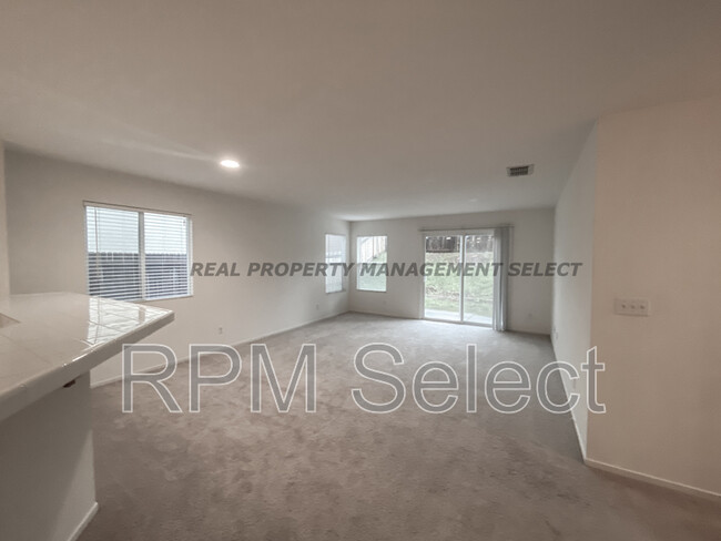 Foto del edificio - 4329 Middlebury Way