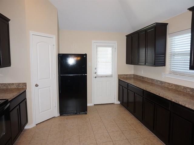 Building Photo - 5537 Thunder Bay Dr