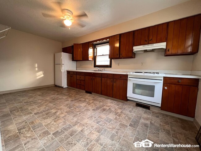 Building Photo - 3320 Valdez Ct