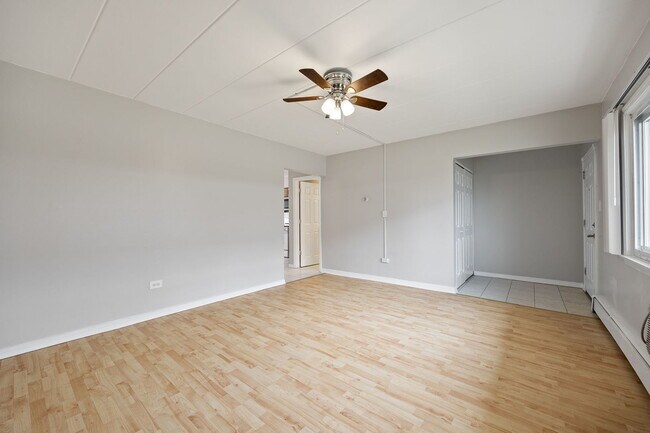 Foto del edificio - 7834 95th St
