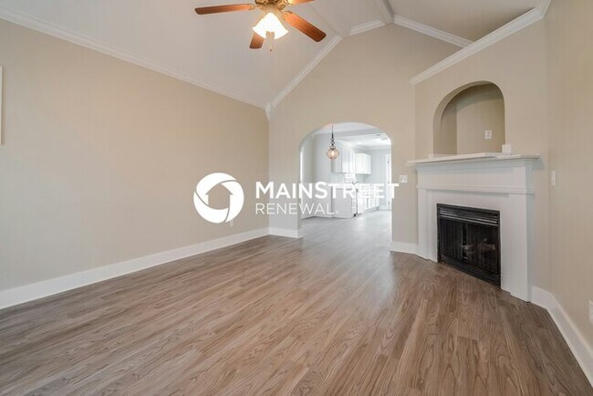 Foto del edificio - 3 Bedroom Pet-Friendly Home in Calera, AL with Main Street Renewal