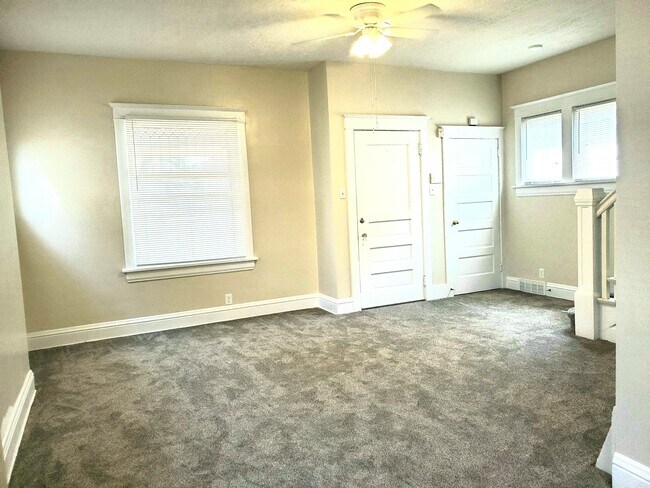 Foto del edificio - 3560 Jones St