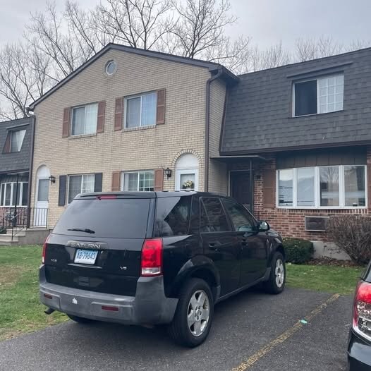 Foto principal - 52 Sharon Rd