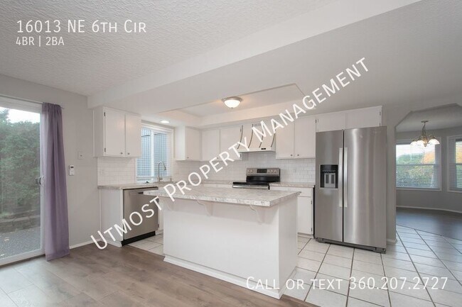 Foto del edificio - Beautifully remodeled 4BD in Eastside Coun...