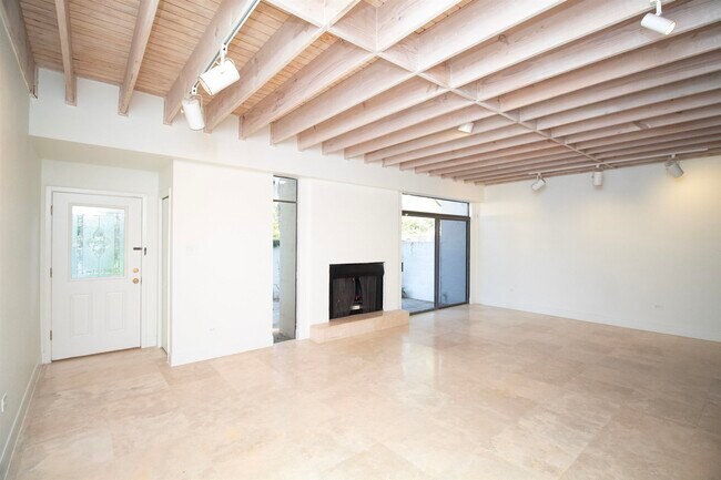 Building Photo - 7702 Springfield Ave