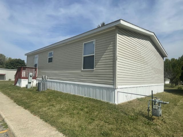 Building Photo - 28 Bel-Aire Dr