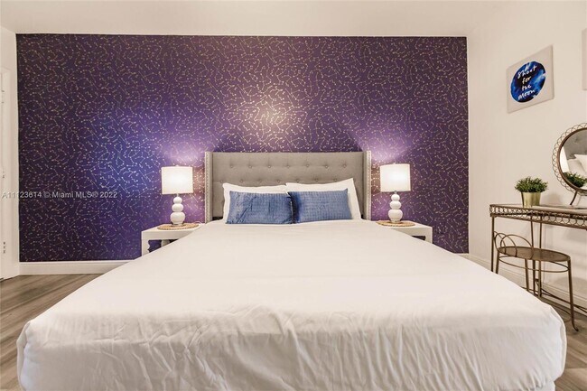 Foto del edificio - 4015 Indian Creek Dr