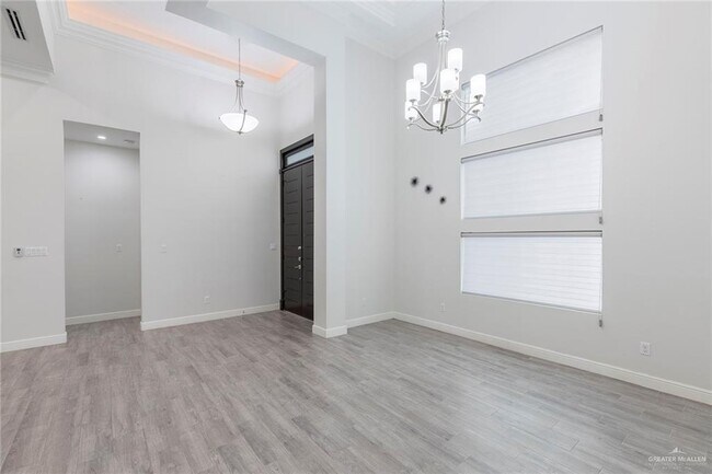 Foto del edificio - 2200 S 10th St