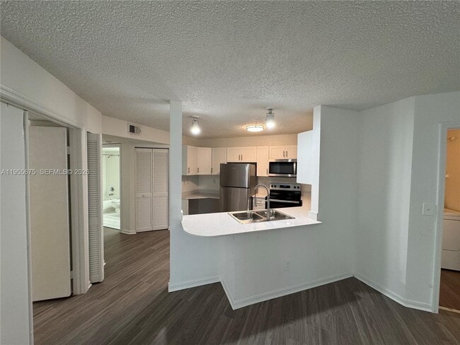 Building Photo - 4015 W McNab Rd