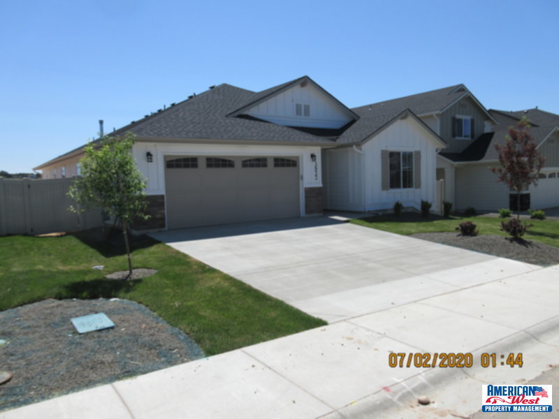 Brand New Single Level 4 bedroom home in House for Rent in