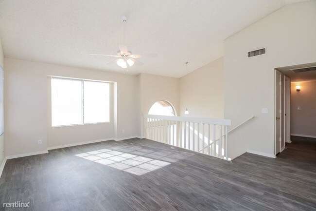 Building Photo - 8930 W Encanto Blvd