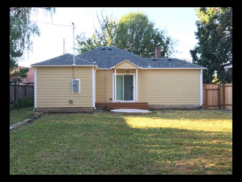 413 SE 1st St, Battle Ground, WA 98604 House Rental in Battle Ground