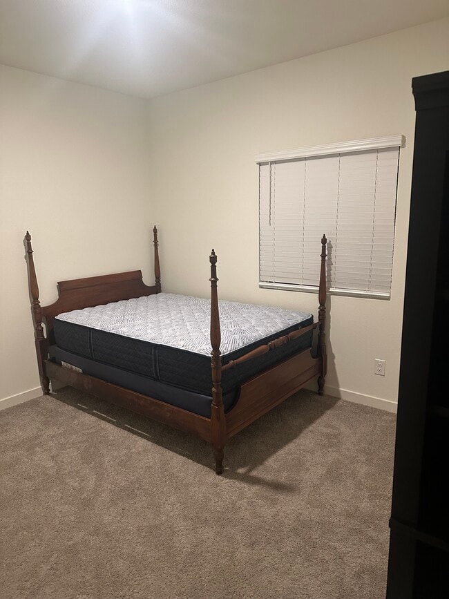 Building Photo - 707 Canon Rd