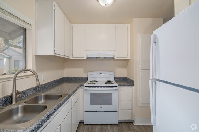 1 habitación, 1 baño - 566 pies cuadrados - Cocina - Valley Oak Apartments