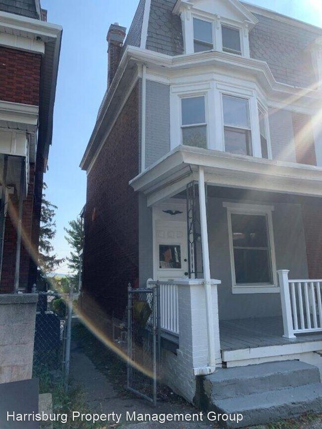 Building Photo - 4 br, 1 bath House - 2131 Derry St
