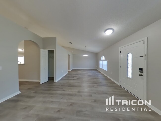 Foto del edificio - 2232 Nettlebrook St N