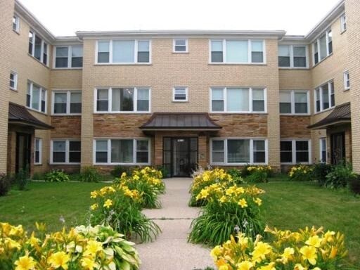 Primary Photo - 7612 Crawford Ave