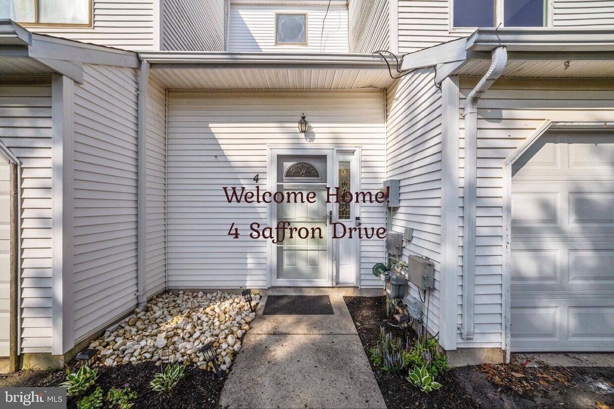 4 Saffron Dr, Lumberton, NJ 08048 Townhouse for Rent in Lumberton, NJ