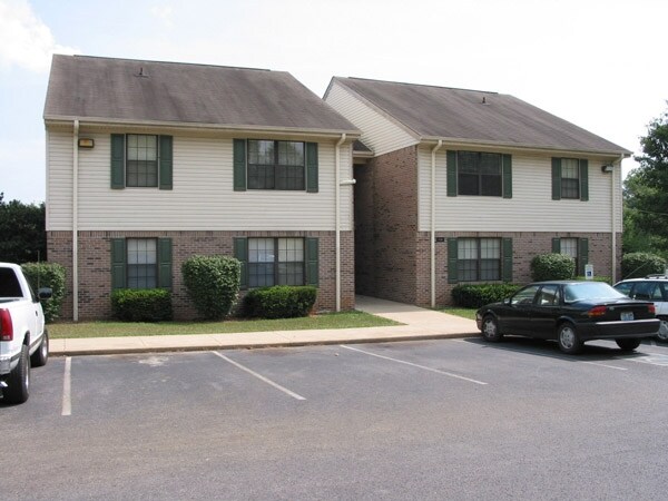 Foto principal - Monroe Village Sr. Apartments