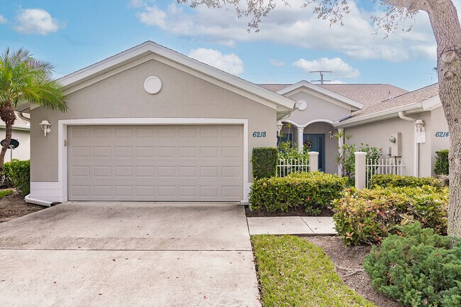 Building Photo - 6218 Mandalay Cir