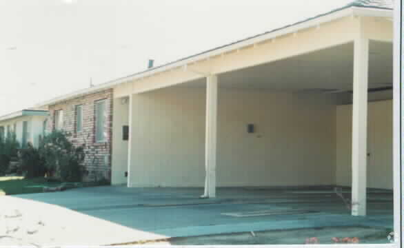 Building Photo - 2172 Aza Dr
