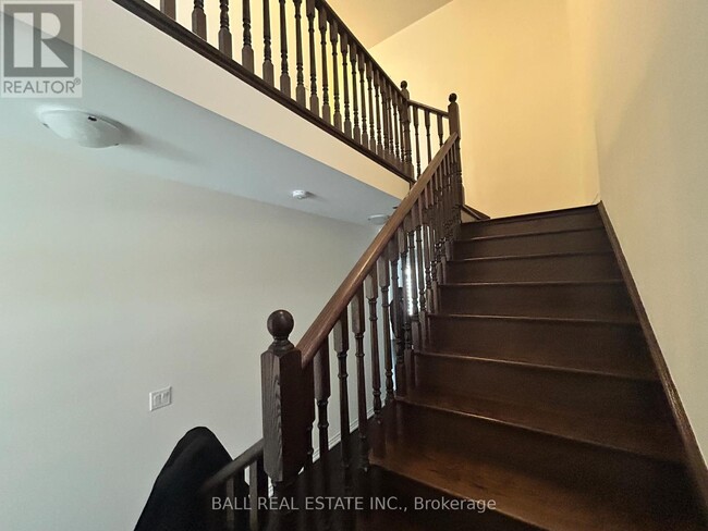 Building Photo - 12 Fire King Dr