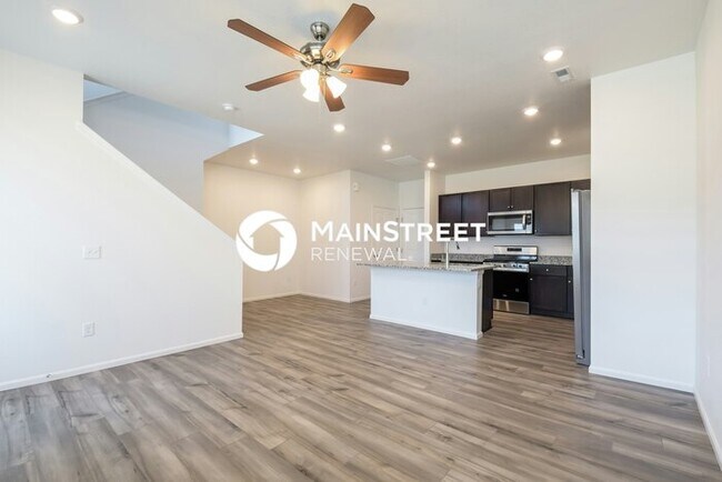 Foto del edificio - 3 Bedroom Pet-Friendly Home in Northglenn, CO with Main Street Renewal