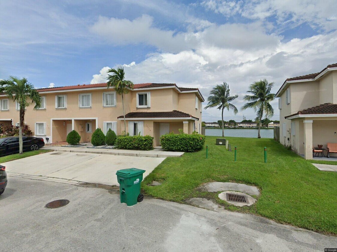 Foto principal - 17479 SW 140th Ct