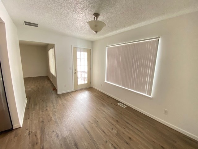 Building Photo - 911 Laura Dr