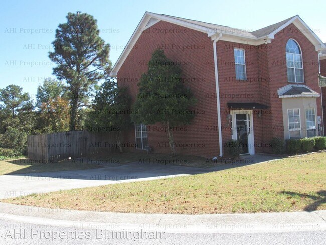 Building Photo - 3 br, 2.5 bath House - 506 Canyon Park Dr