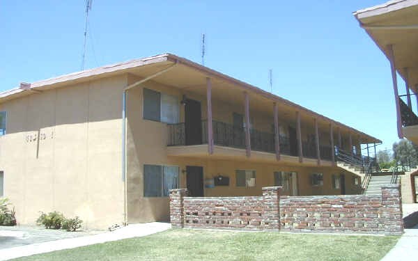 Foto del edificio - 423-425 S I St