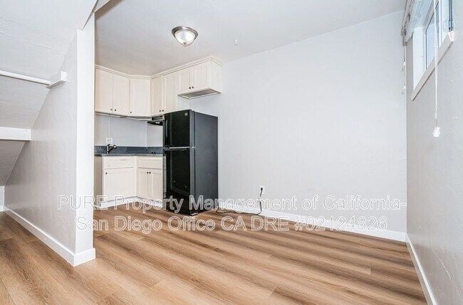 Foto del edificio - 1051.5 Grand Ave