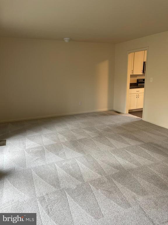 Foto del edificio - 105 Foxfire Dr