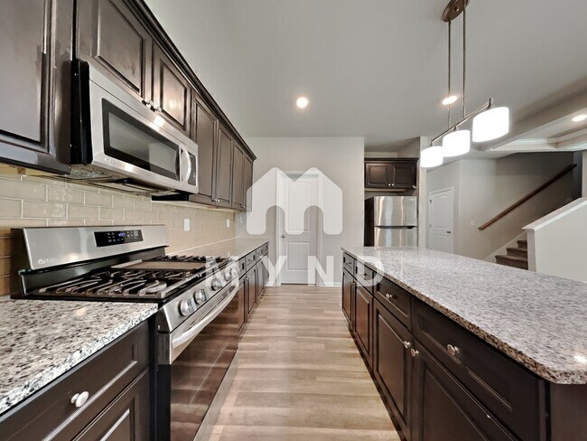 Building Photo - 3362 Landings S Dr SW