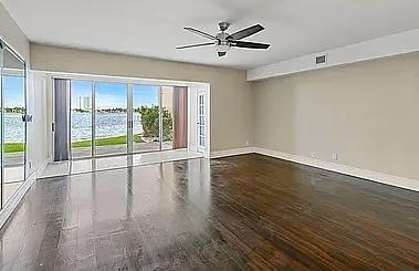 Foto principal - 360 Wilma Cir