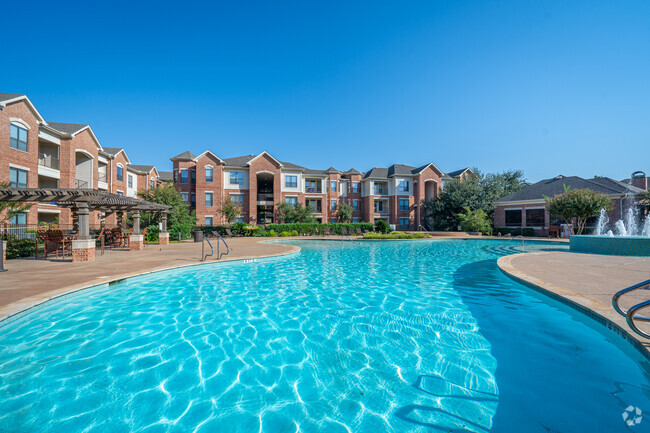 Building Photo - The Fountains at Almeda