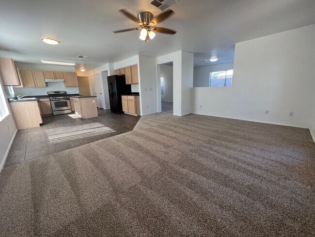Foto del edificio - 20401 N 37th Ave