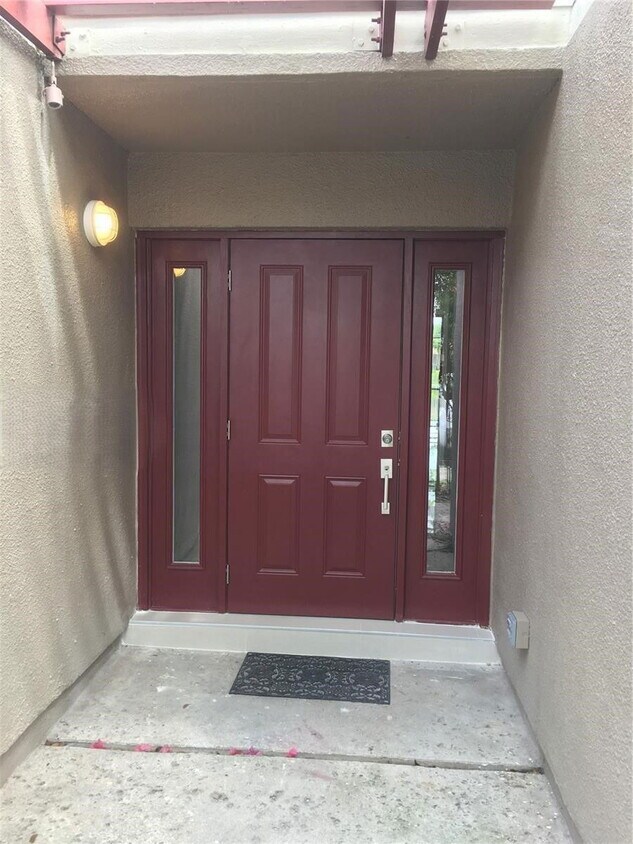 Foto principal - 10951 N Lakeview Dr