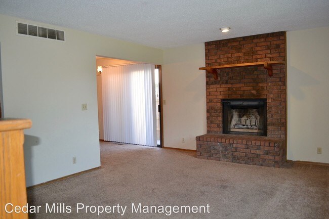 Building Photo - 9105 W Westlawn St