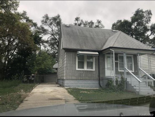 Building Photo - 6031 Westwood St