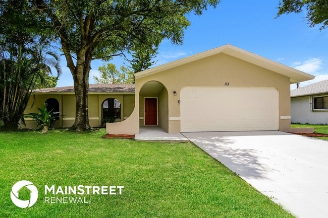 Building Photo - 113 NE 18th Pl